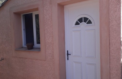 Saint-Zacharie Apartamento | Logement au Calme a Saint-zacharie