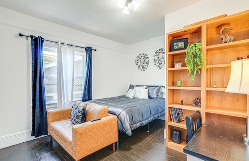 Richmond Casa | Gated Richmond Home ~ 2 Blocks to BART Station!
