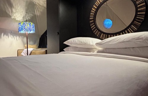 Swan Lake Alquiler De RV | Welcome to the Domes at Catskills, a lakefront glamping adventure for adults.