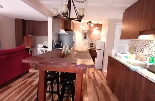 Montpellier Cabaña | This cozy retreat is Perfect for small families or couples seeking tranquility.