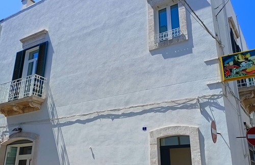 Martina Franca Apartamento | Bright inspirational cozy studio in the city center