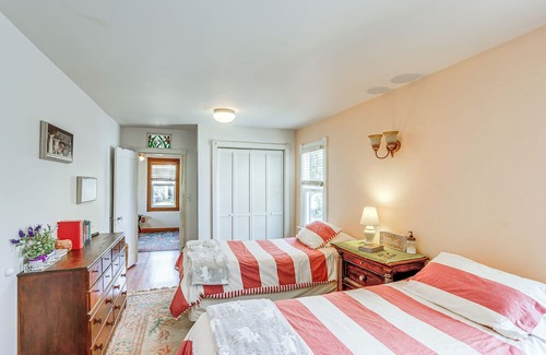 Dove Creek Cabaña | Cozy Dove Creek Cottage w/ Patio & Spacious Yard