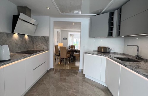 Casares del Mar Casa | Beach Penthouse Casares Costa, Estepona