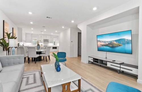 Mayflower Village Casa | Sunrise Retreat on Maple #42090