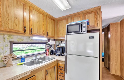 Gouldsboro Cabina | NEW LISTING! Serene Retreat by Eagle Lake - Relax & Unwind by RedAwning