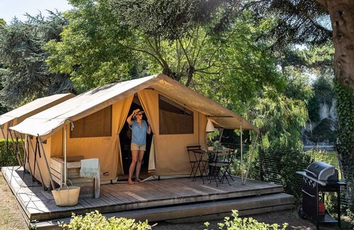 Saint-Cast-le-Guildo Alquiler De RV | Camping Romanée Le Chatelet* - COMFORT Lodge - 2 bedrooms - without bathrooms 4 people