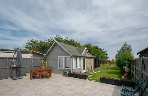 Herne Bay Casa | *NEW* Coastal Family House | Pass the Keys