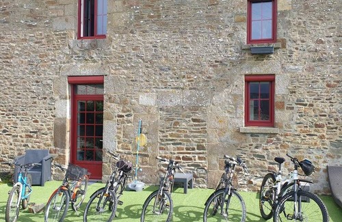 Saint-Georges-de-Grehaigne Casa | Old sheepfold in the bay of Mont Saint Michel for 8 persons PMR animals ok