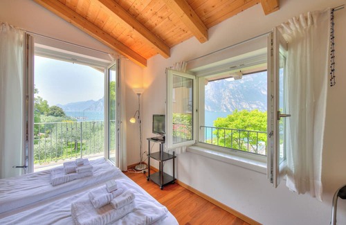 Torbole sul Garda Villa | Villa Il Paradiso Di Gabri