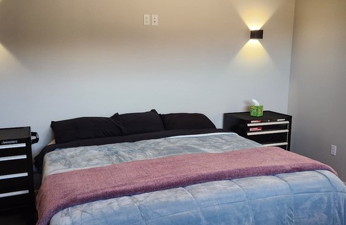 Palmer Casa | Eagles Nest -Amazing Views! with WiFi