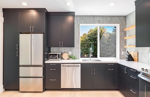 Southeast Magnolia Casa | Newly Crafted Magnolia ADU with 3BD & Spectacular Puget Sound Views - Available for 30+ Night Stays
