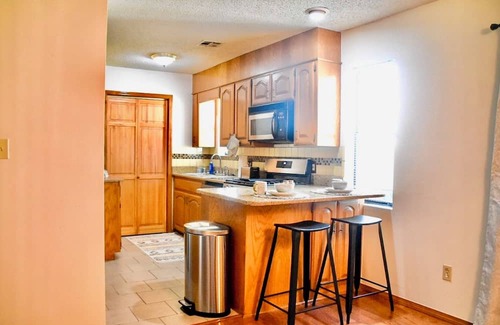 Fort Smith Casa | Two Living Rooms,Huge Backyard, Waterpark