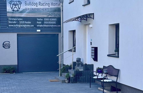 Rodder Apartamento | Ideal für Motorsport, Nahe dem Nürburgring. Ruhig Gelegen,für Wanderer und Biker