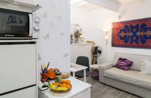 Barceloneta Apartamento | Sunny studio 1 min from the BEACH