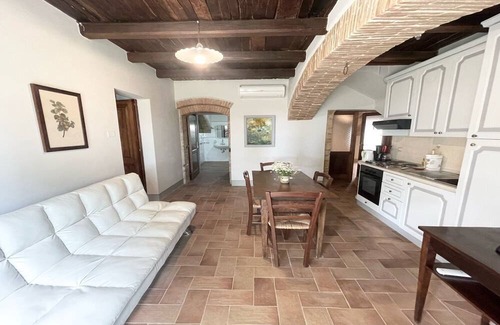 Poreta Otro | Spoleto Biofarm - All Year pool + shops and bars