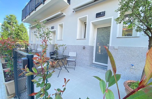 Casirate d'Adda Apartamento | APT DONATI, modernity and comfort with parking and reserved outdoor space