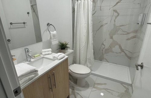 Florida City Casa | Cozy bedroom near Florida Keys