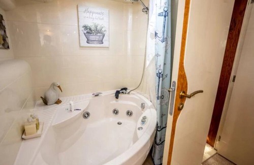Harbour Island Alquiler De Eote | Livin La Bella Vita-Luxury Yacht -Ace Location