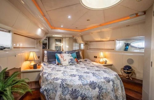 Harbour Island Alquiler De Eote | Livin La Bella Vita-Luxury Yacht -Ace Location