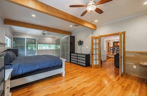 Fort Washington Casa | Gorgeous LUX 4 Bedrooms with 6 Beds Home RARE