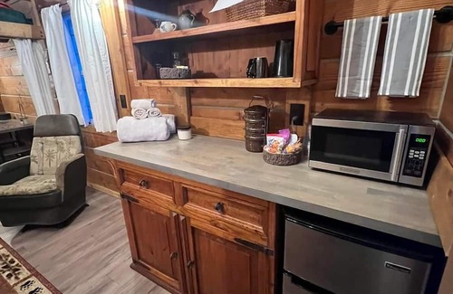 Trapper Creek Cabina | Rapha Primitive Cabin-HCRL