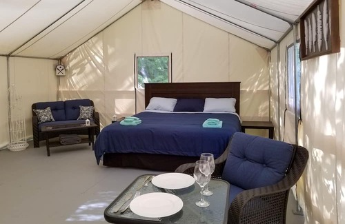 Eagle Bay Cabina | Perch, a canvas cottage with lake views and lake access. Glamping at its finest.
