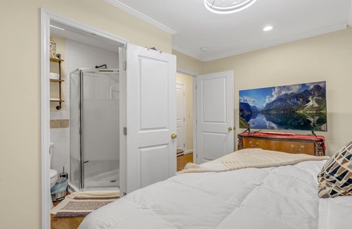 Drayton Casa | 3 bedroom 2:5 bath whole house and backyard Spartanburg, SC close to downtown