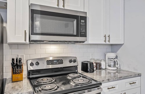 Tower Grove South Casa | Beautiful Tower Grove Unit, Recently Renovated 2N