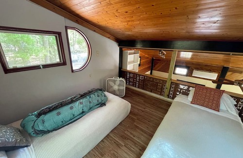 High Springs Cabina | Cozy Family Florida Springs Cabin/ nestled on 10 acres of woods