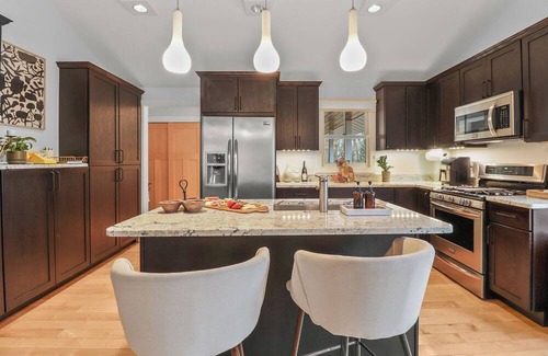 Michiana Casa | House of Lotus