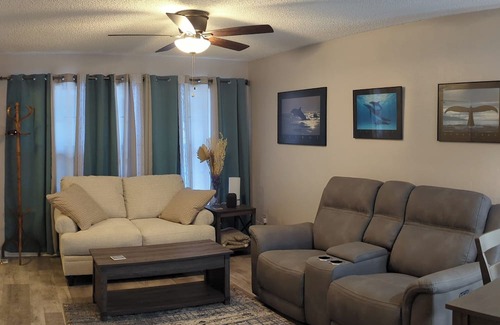 Tallahassee Casa | Those who love to wander are never lost