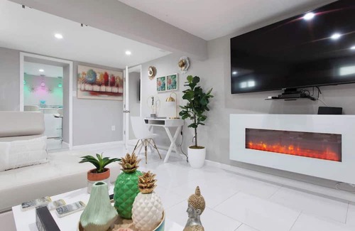 Rochdale Apartamento | NYC Paradise POOL Oasis Summer Getaway