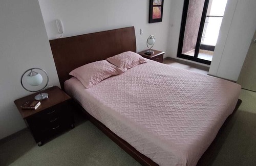 Suba Apartamento | 230 Sq Ft. 2 bedrooms and 1 balcony full apartment.