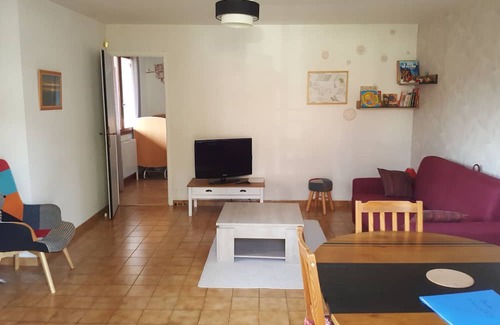 Gilly-sur-Isere Apartamento | T2 au Calme, les Animaux de Compagnie Sont les Bienvenus