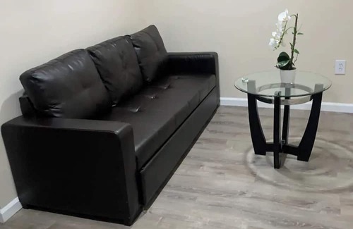 Bridgeport Apartamento | Pleasant Lower Level Apartment