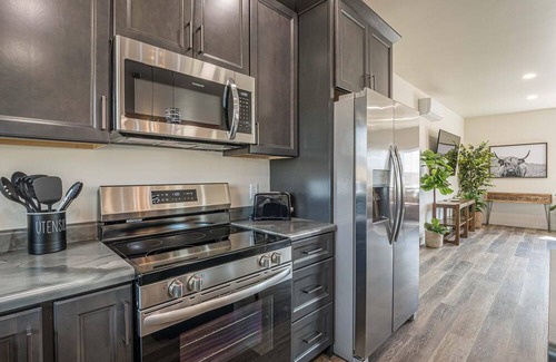 Grand Junction Casa | NEW! Desert Retreat Stunning Views, Near Golfing