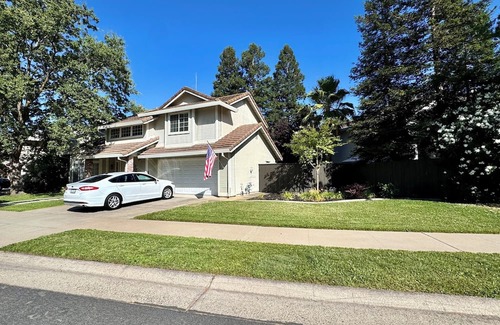 Roseville Casa | Cozy place in the heart of Roseville!