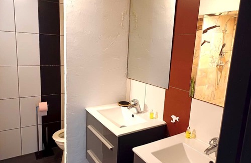 Bois d'Olives Casa | Homerez - Big house for 11 ppl. with swimming-pool, jacuzzi, garden and terrace