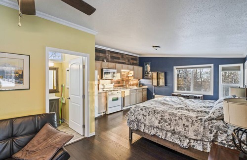 Palmer Apartamento | Lazy Mountain Views!