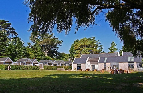 Ile-de-Batz Casa | Explorez le Jardin Colonial de L'île de Batz : un Joyau du Nord-finistère, Parfa