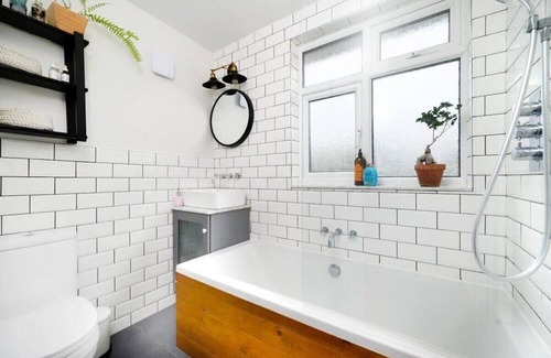 London Borough of Bromley Casa | lovely 2 bedroom house in Orpington