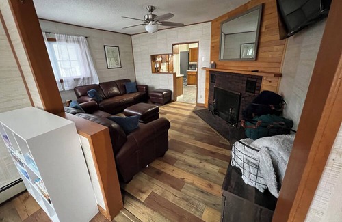 Berlin Casa | Welcome to the Mountain Escape