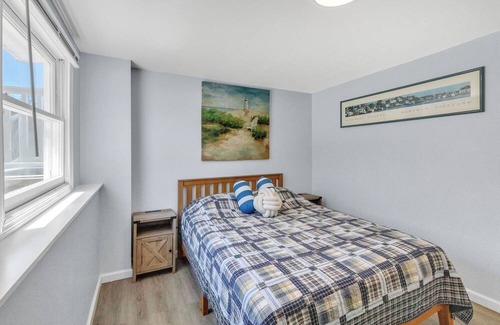 Old Mystic Casa | Cozy Home near Downtown & Olde Mistick Village