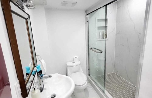 Meadowvale Village Apartamento | Feels like Home 15 Minutes From Toronto Pearson Airport. Cozy Apartment To Luv