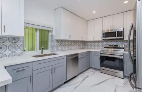 Pinecrest Casa | Pinecrest Home Newly updated. Best location.