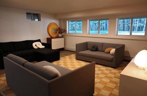 Kerhonkson Casa | Modern Farmhouse in the Catskill Mountains. On 7-acres of private land