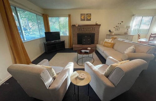 Cascade Casa | The Bee Hive - with Swimming Pool!