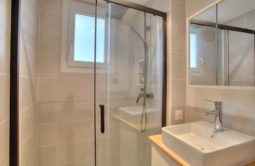 Quartier de la Goutte-d'Or Apartamento | Élégance et Confort au Cœur du 18e