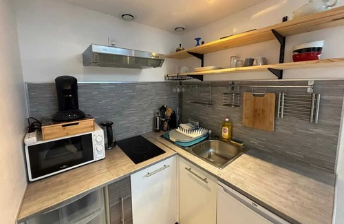 Henriville Apartamento | Homerez - Nice studio for 4 ppl. at Amiens