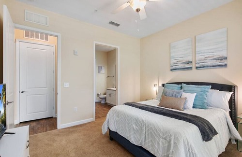 Southside Apartamento | Relax in Style: Charming 2 BR in Resort Community